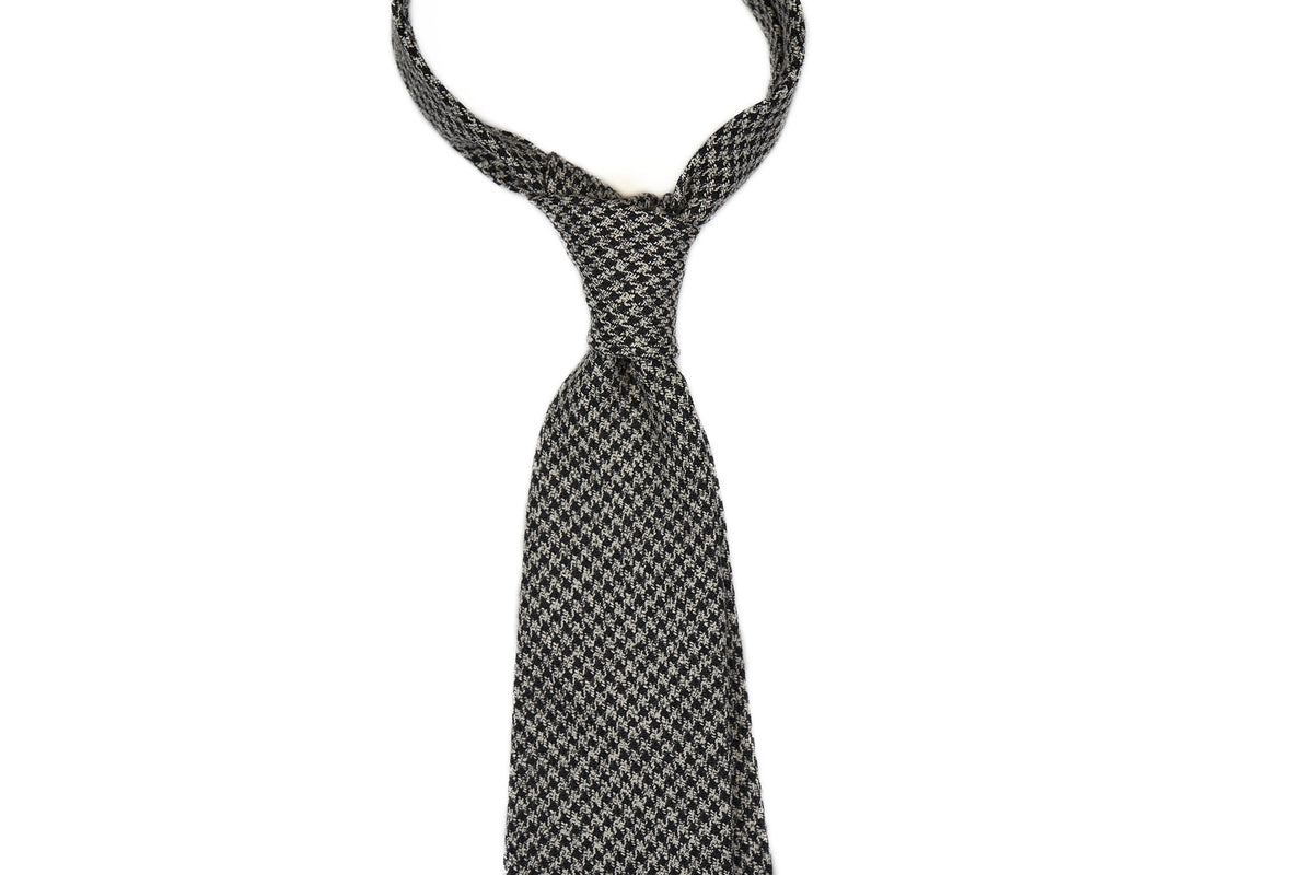 Black-White Melange Houndstooth