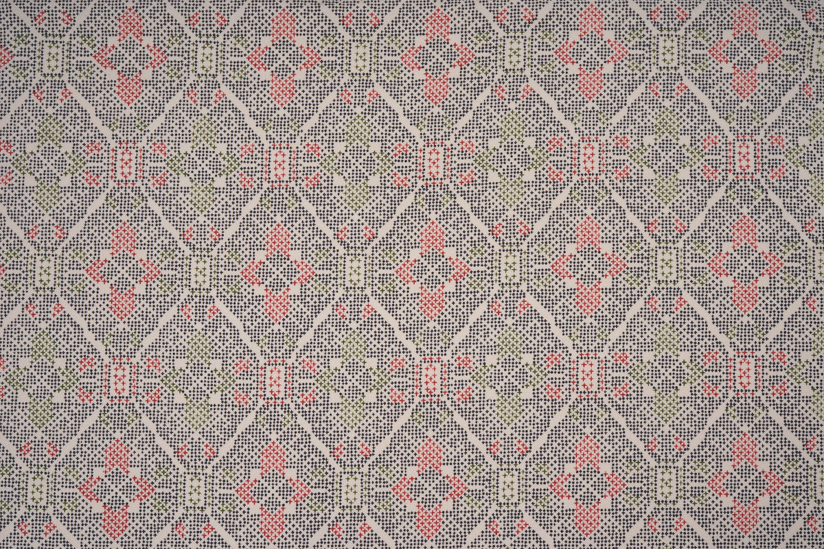 Scarf: Cream-Grey Octagons