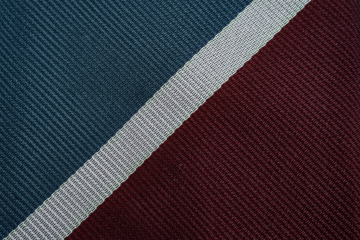 Turquoise-Wine Block Repp