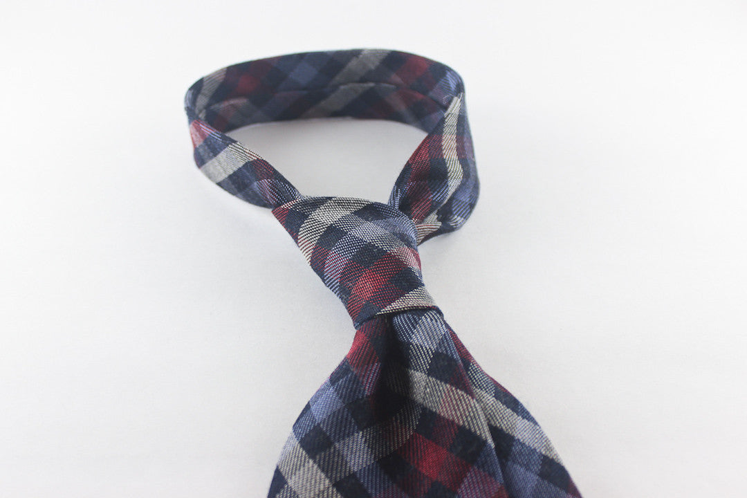 Blue-Red Plaid in Silk Wool