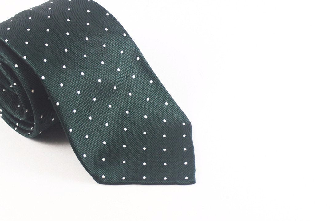 Green-White Dots