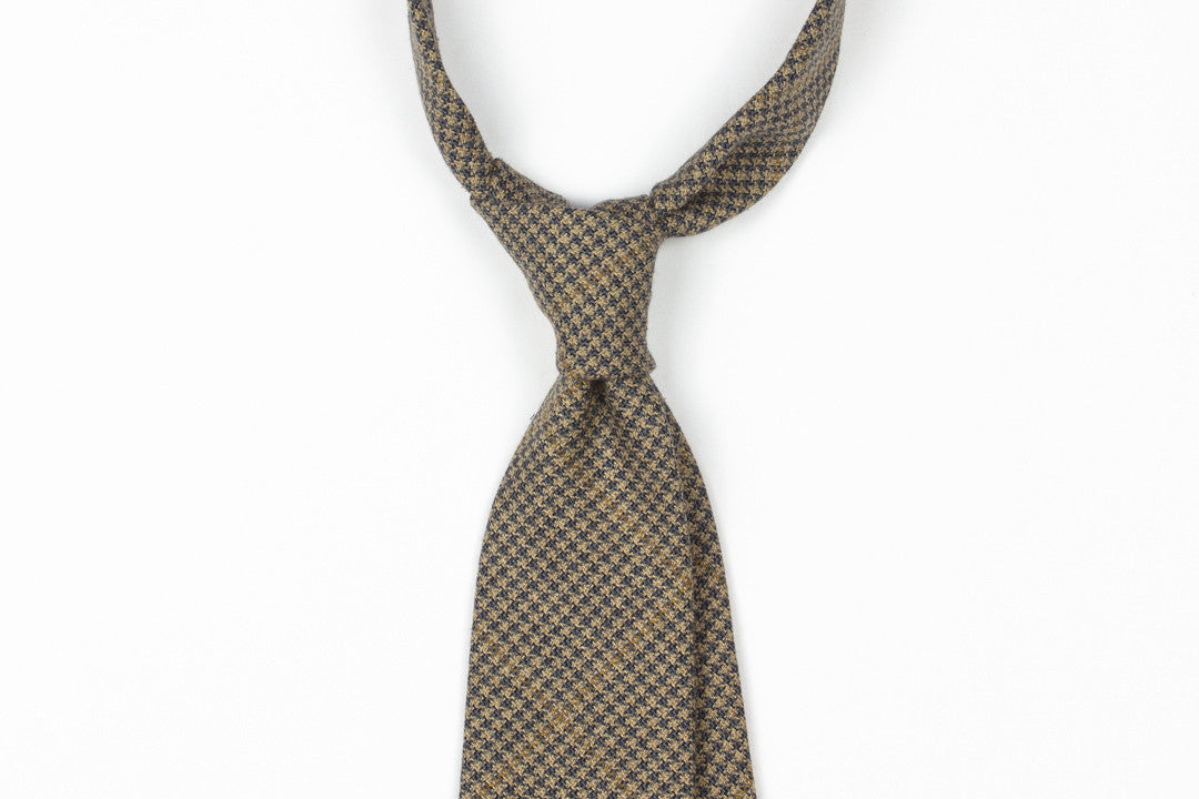 Tan with Steel Blue Houndstooth