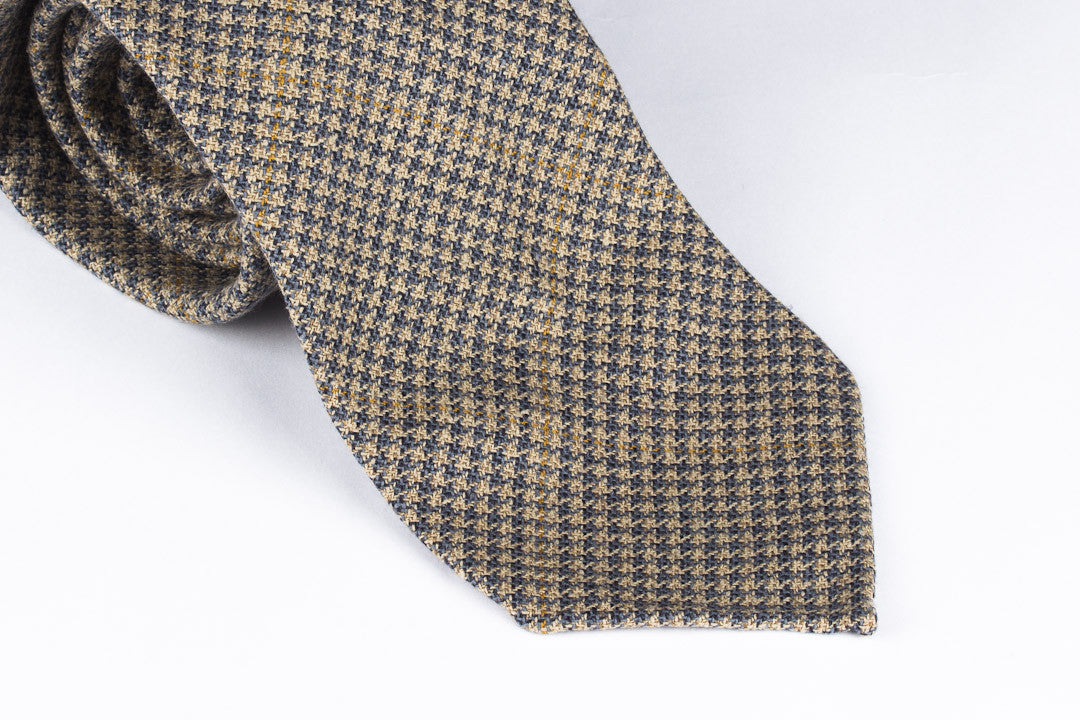 Tan with Steel Blue Houndstooth