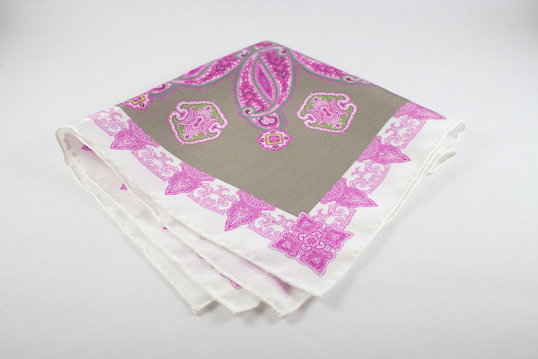 Taupe-Pink Rosette